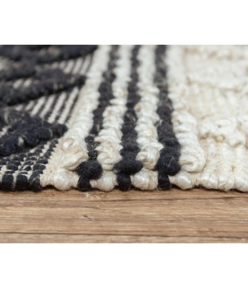 Rizzy Capri Area Rug CPI104 7'6" x 9'6" Ivory