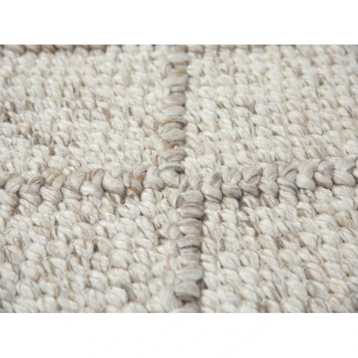 Rizzy Ewe Complete me Area Rug EWE107 5' x 8' Beige