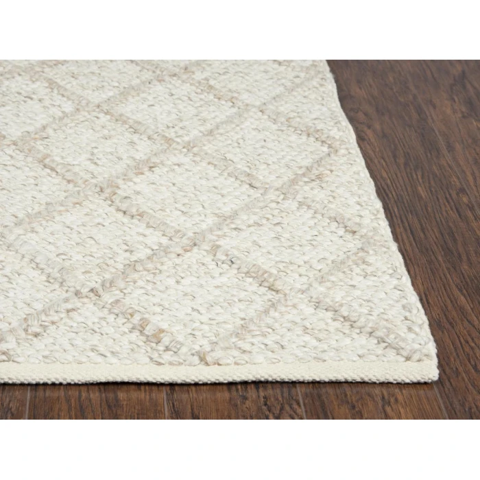 Rizzy Ewe Complete me Area Rug EWE107 5' x 8' Beige