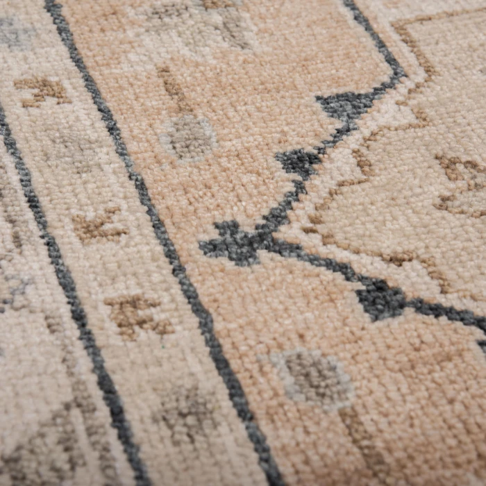 Rizzy Home Hallmark Tan HAL234 8 ft. X 10 ft. Rectangle Rug