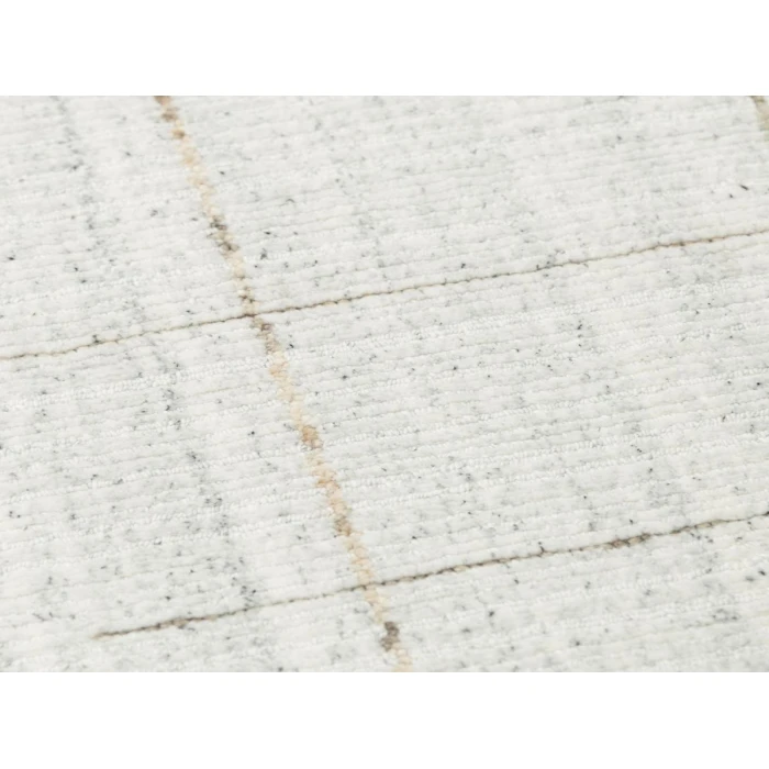 Rizzy Kiki KIK693 Ivory Area Rug