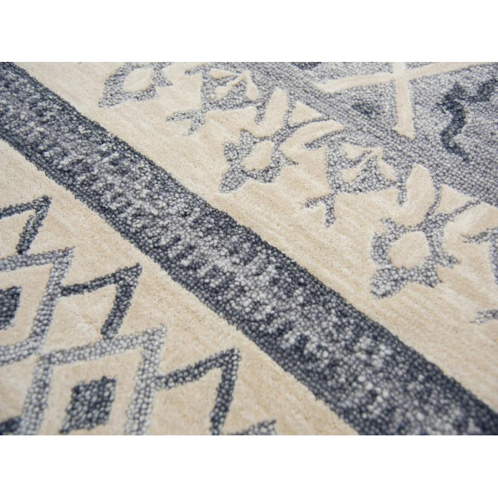 Rizzy Opulent Area Rug OU935A 5' x 8' Natural 