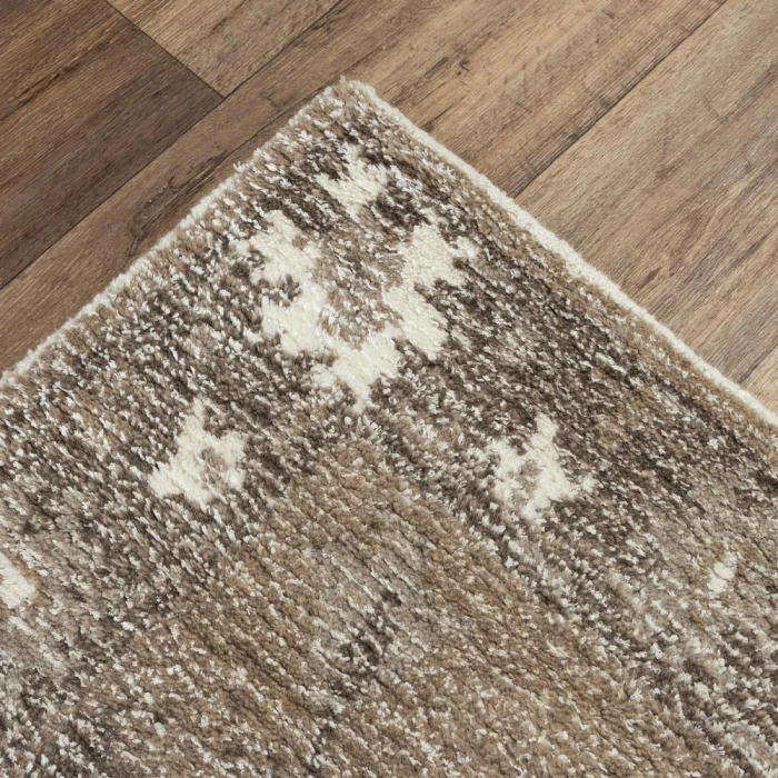 Rizzy Serena SNA924 Brown Area Rug