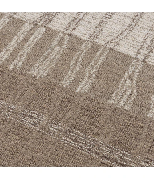 Rizzy Taylor TAY891 Brown Area Rug