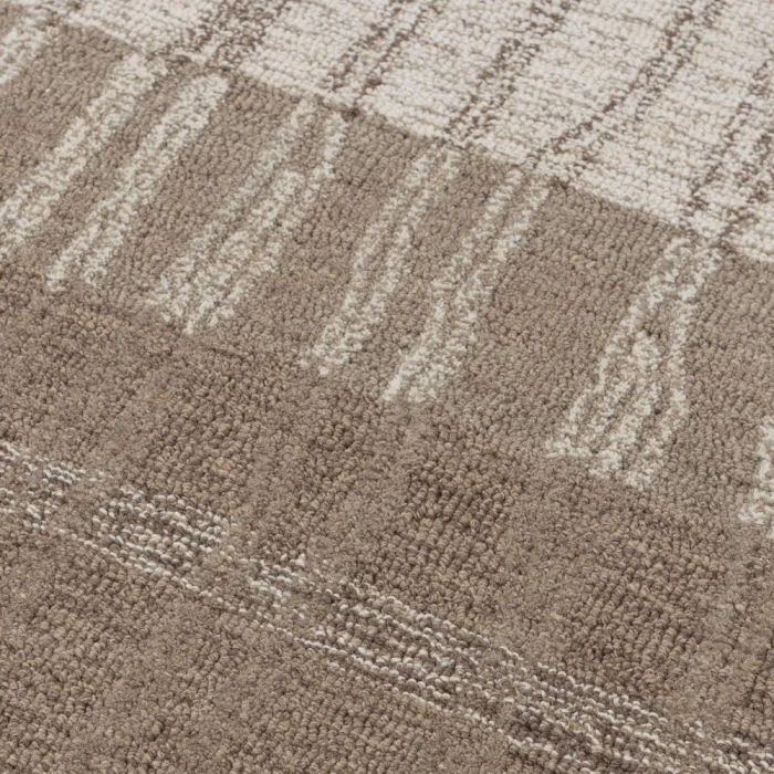 Rizzy Taylor TAY891 Brown Area Rug