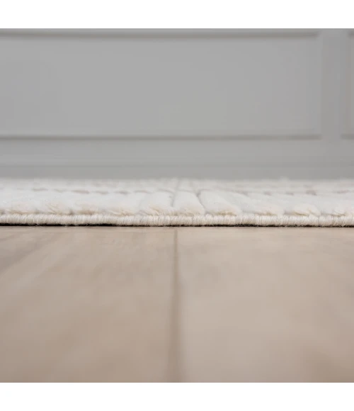 Rizzy Home Dream Ivory/Brown DRM243 7 ft. 9 in. X 9 ft. 9 in. Rect. Rug
