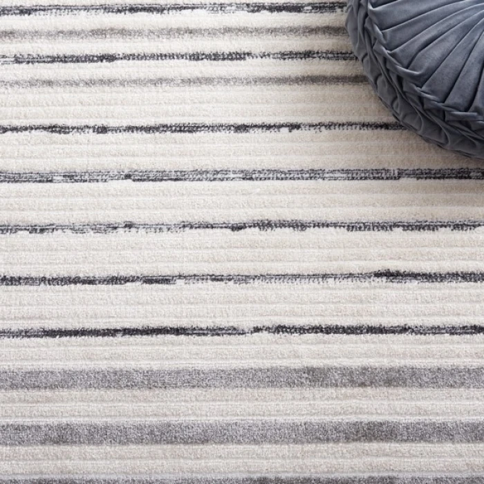 Safavieh Alamo ALM774 Ivory / Grey 6'-7" X 6'-7" Round Area Rug