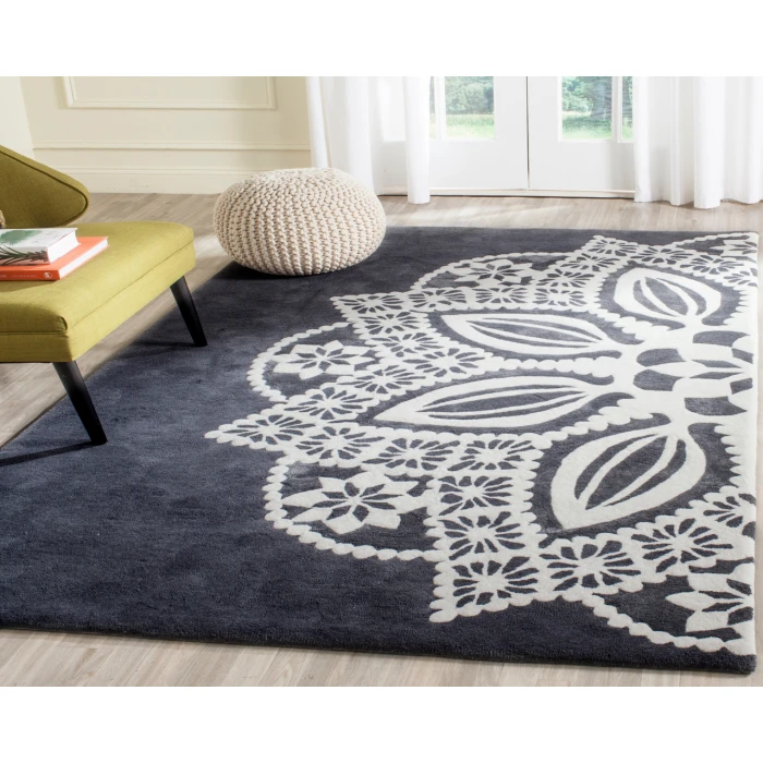 Safavieh Allure ALR122 Grey / Ivory 5' X 8' Rectangle Area Rug
