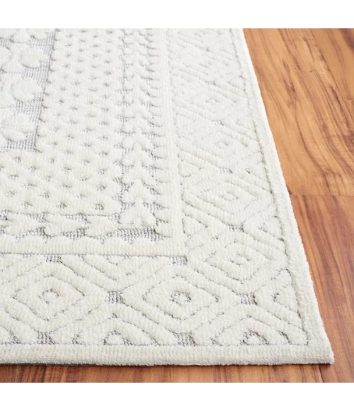 Safavieh Audrey AUD105 Grey / Ivory 5'-0" x 7'-0" Rectangle Area Rug