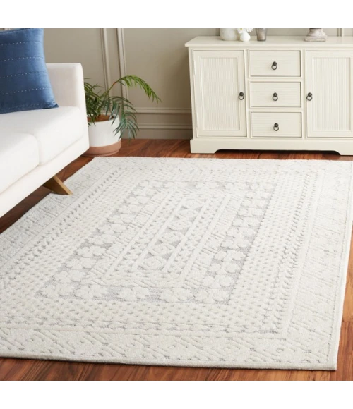 Safavieh Audrey AUD105 Grey / Ivory 5'-0" x 7'-0" Rectangle Area Rug