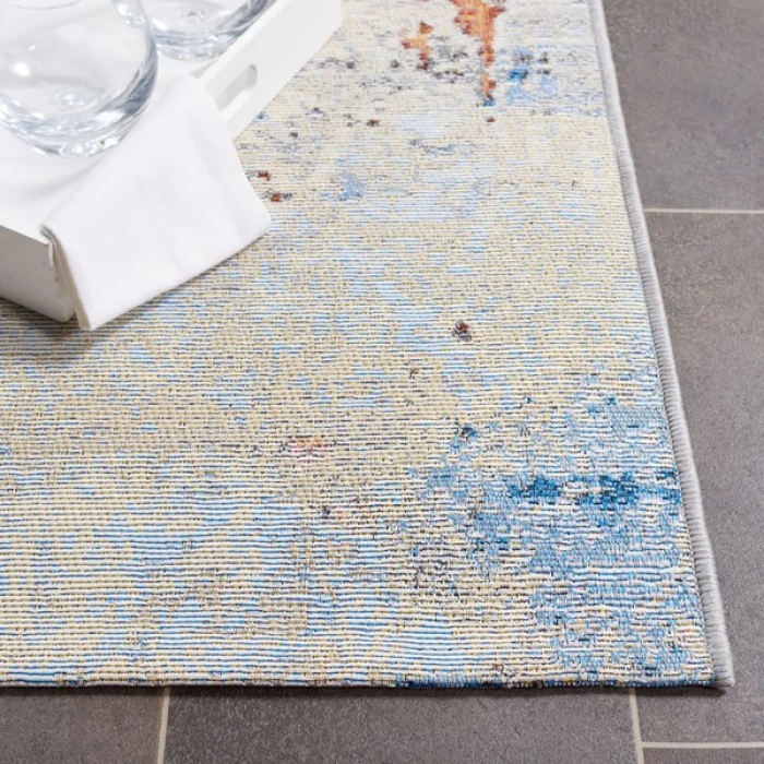 Safavieh Barbados BAR537 Ivory / Blue Rust 5'-3" X 7'-6" Rectangle Area Rug