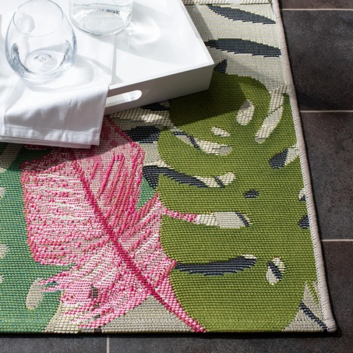 Safavieh Barbados BAR551 Grey / Pink 6'-6" x 6'-6"Square Square Area Rug