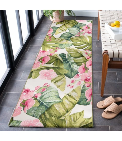 Safavieh Barbados BAR596 Green / Pink 2'-8" x 10'-5" Runner Area Rug
