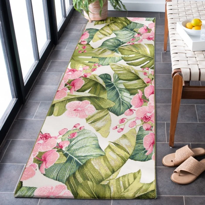 Safavieh Barbados BAR596 Green / Pink 2'-8" x 10'-5" Runner Area Rug