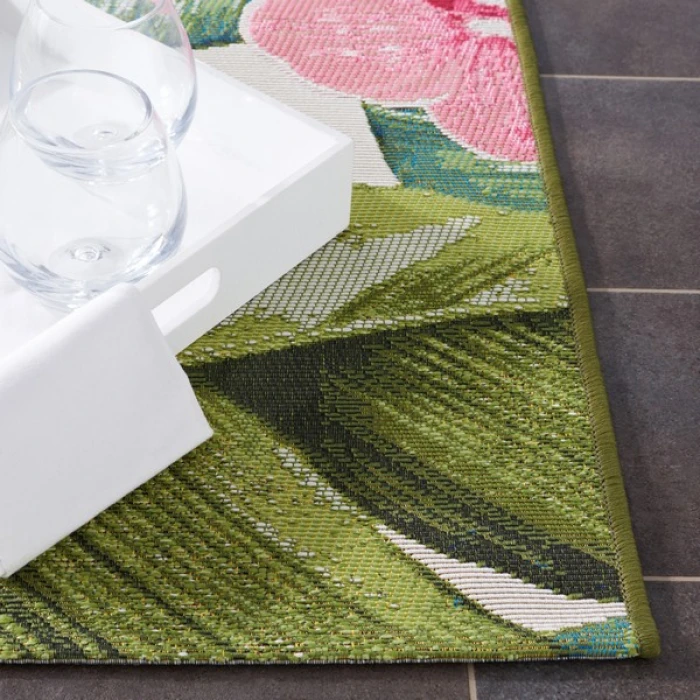Safavieh Barbados BAR596 Green / Pink 2'-8" x 10'-5" Runner Area Rug