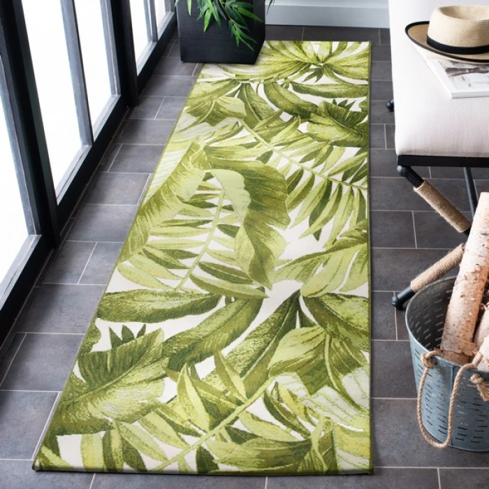 Safavieh Barbados BAR598 Ivory / Green 2'-8" x 10'-5" Runner Area Rug