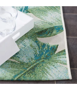 Safavieh Barbados BAR598 Green / Teal 6'-6" X 6'-6" Round Area Rug