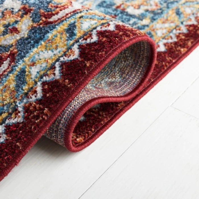 Safavieh Bayside BAY108 Blue / Red 6'-7" X 6'-7" Round Area Rug