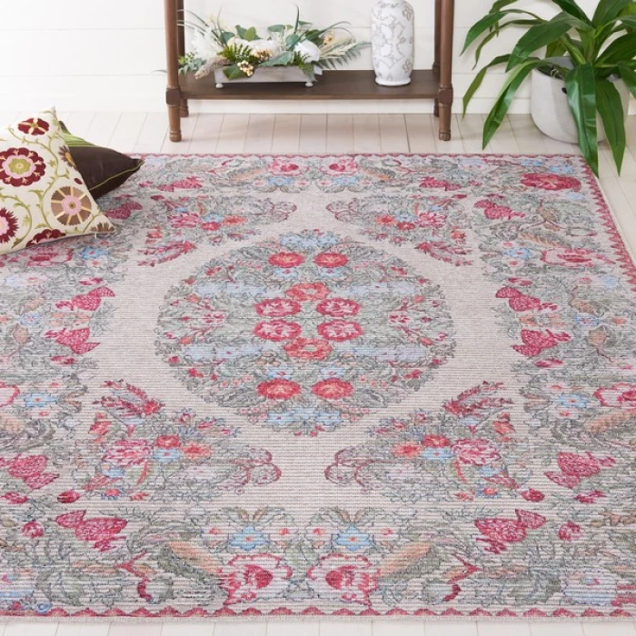 Safavieh Besarabian BES222 Beige / Sage 4' X 6' Rectangle Area Rug