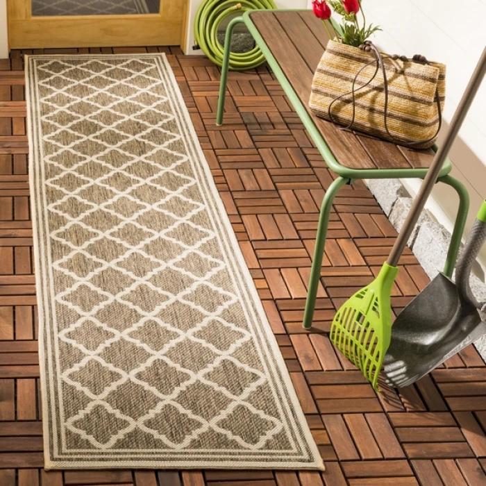 Safavieh Beach House BHS121 Beige / Cream 2'-2" X 8' Runner Area Rug
