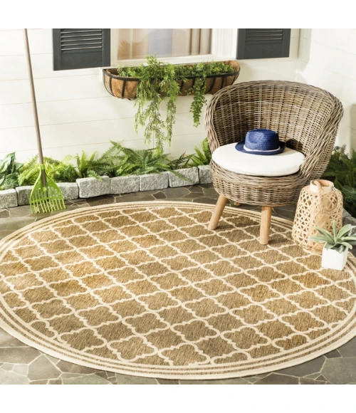 Safavieh Beach House BHS121 Beige / Cream 4' X 4' Round Area Rug