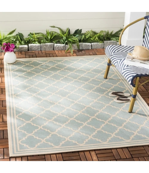 Safavieh Beach House BHS121 Aqua / Cream 2'-2" X 6' Runner Area Rug