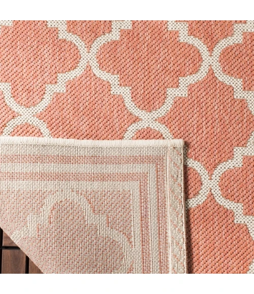 Safavieh Beach House BHS121 Rust / Creme 4' X 4' Round Area Rug