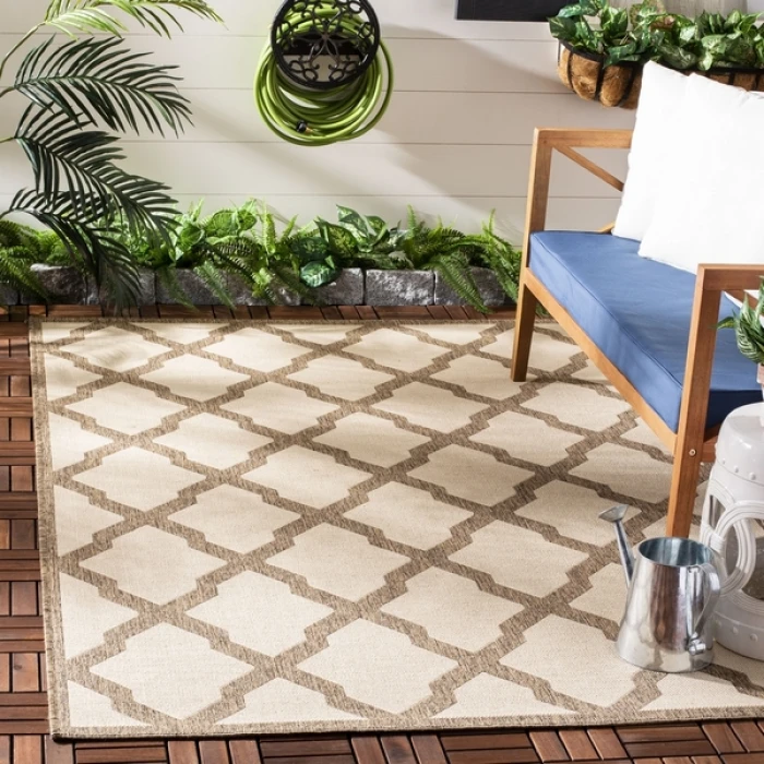 Safavieh Beach House BHS122 Cream / Beige 5'-3" X 7'-6" Rectangle Area Rug