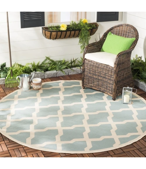 Safavieh Beach House BHS122 Aqua / Cream 6'-7" X 6'-7" Round Area Rug