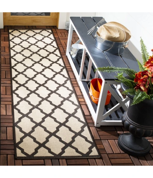 Safavieh Beach House BHS122 Creme / Brown 2'-2" X 8' Runner Area Rug