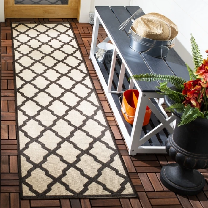 Safavieh Beach House BHS122 Creme / Brown 2'-2" X 8' Runner Area Rug