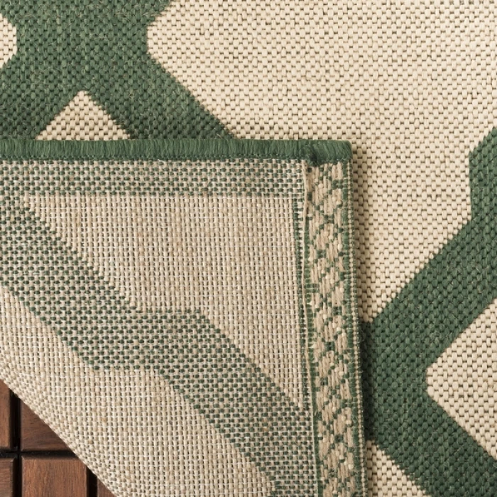 Safavieh Beach House BHS122 Cream / Green 5'-3" X 7'-6" Rectangle Area Rug