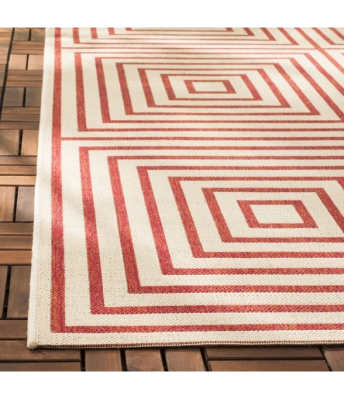 Safavieh Beach House BHS123 Red / Creme 6'-7" X 6'-7" Round Area Rug