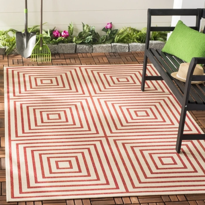 Safavieh Beach House BHS123 Red / Creme 2'-2" X 4' Accent Area Rug