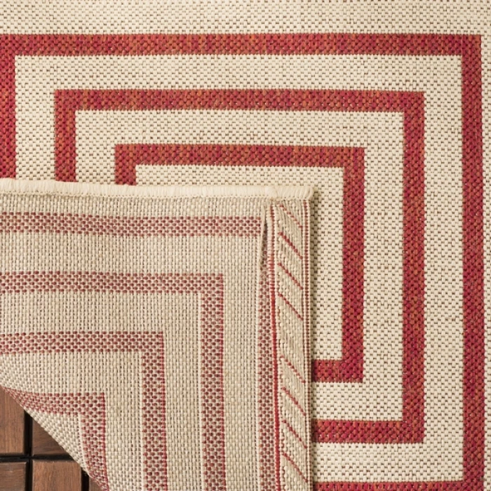 Safavieh Beach House BHS123 Red / Creme 2'-2" X 4' Accent Area Rug