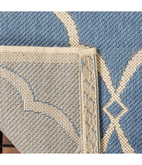 Safavieh Beach House BHS125 Blue / Creme 2'-2" X 4' Accent Area Rug