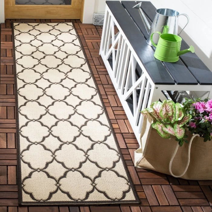 Safavieh Beach House BHS125 Creme / Brown 2'-2" X 8' Runner Area Rug