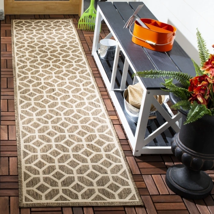 Safavieh Beach House BHS127 Beige / Cream 2'-2" X 6' Runner Area Rug