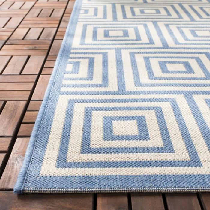 Safavieh Beach House BHS128 Blue / Creme 2'-2" X 10' Runner Area Rug