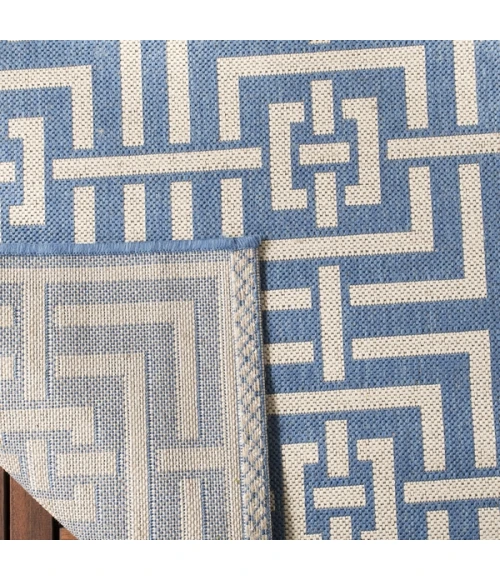 Safavieh Beach House BHS128 Blue / Creme 6'-7" X 6'-7" Round Area Rug