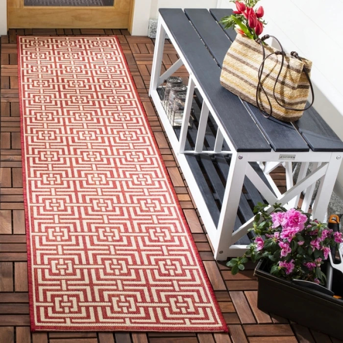 Safavieh Beach House BHS128 Red / Creme 2'-2" X 10' Runner Area Rug