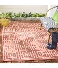 Safavieh Beach House BHS128 Red / Creme 4' X 6' Rectangle Area Rug