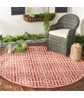 Safavieh Beach House BHS128 Red / Creme 6'-7" X 6'-7" Round Area Rug