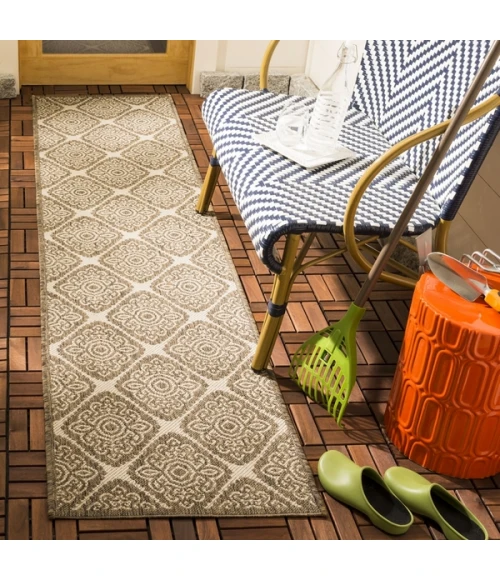 Safavieh Beach House BHS132 Cream / Beige 2'-2" X 8' Runner Area Rug