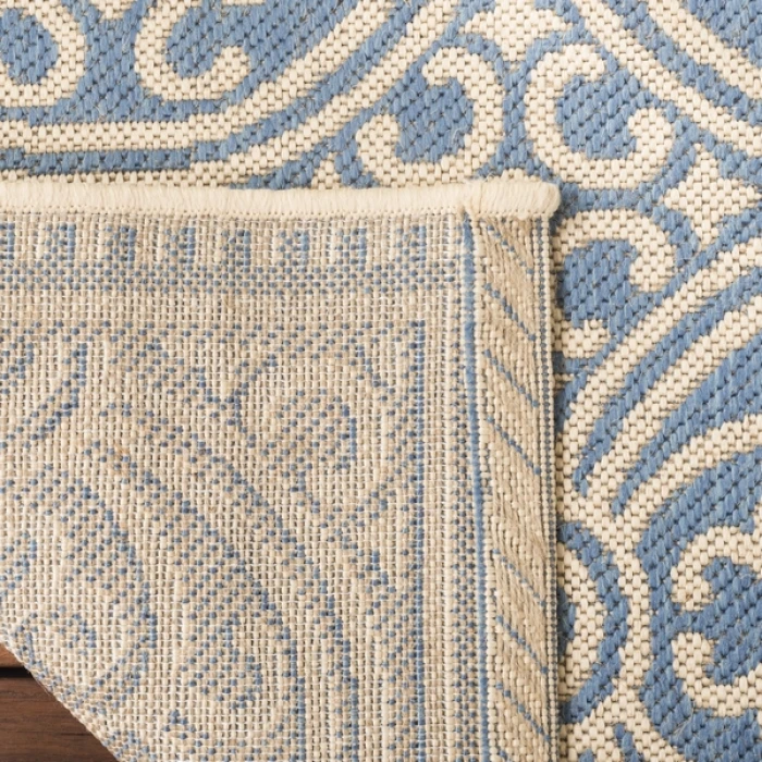 Safavieh Beach House BHS134 Cream / Blue 4' X 4' Round Area Rug