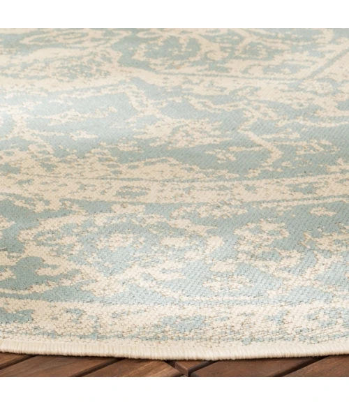 Safavieh Beach House BHS137 Aqua / Cream 5'-3" X 7'-6" Rectangle Area Rug