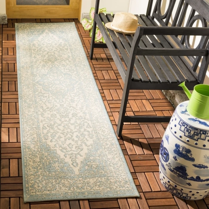Safavieh Beach House BHS137 Cream / Aqua 2'-2" X 8' Runner Area Rug