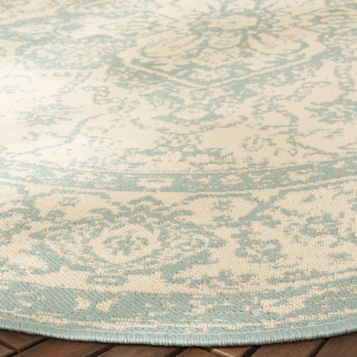 Safavieh Beach House BHS137 Cream / Aqua 2'-2" X 4' Accent Area Rug