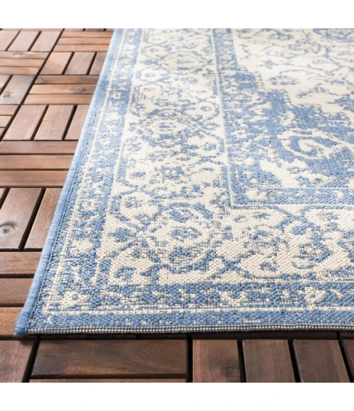 Safavieh Beach House BHS137 Cream / Blue 4' X 4' Square Area Rug