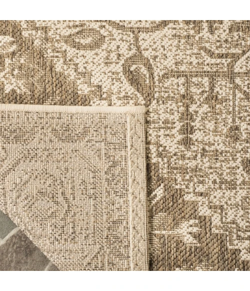 Safavieh Beach House BHS138 Beige / Cream 4' X 4' Round Area Rug